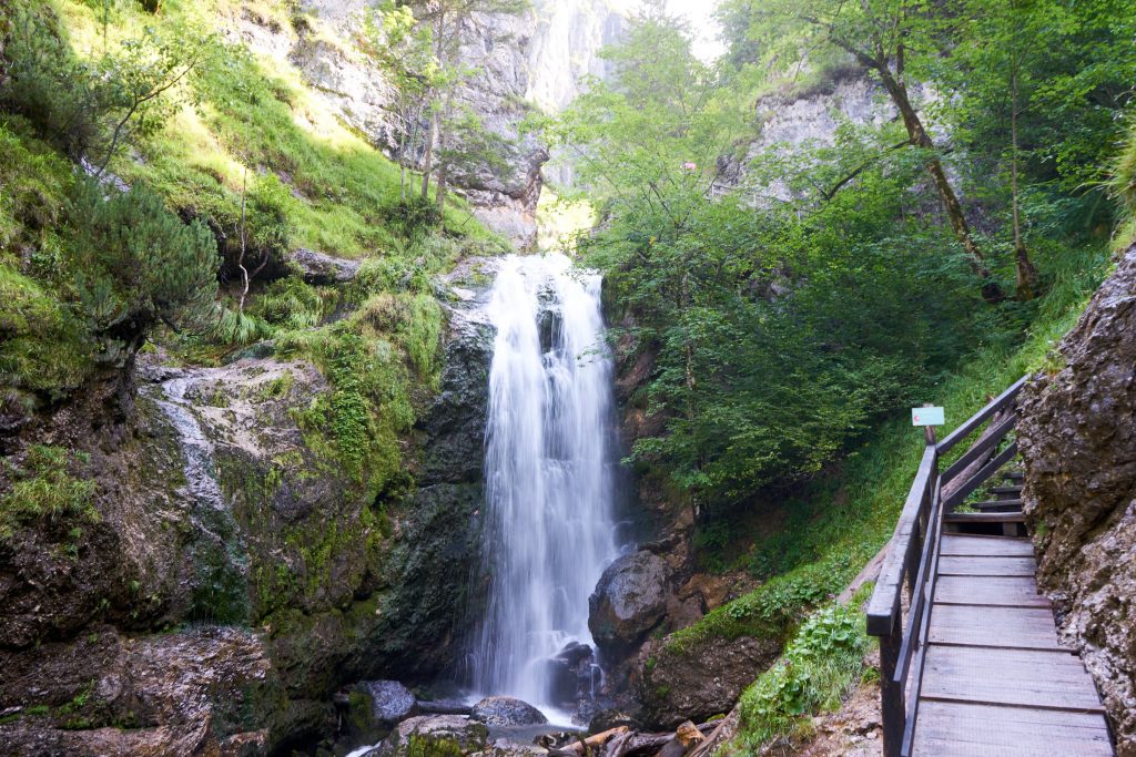 Einer der vielen Wasserfälle in der Wasserlochklamm Palfau